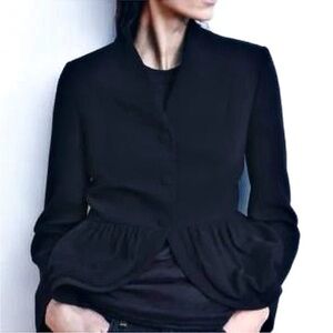 Zara fitted voluminous peplum black blazer sz.XS